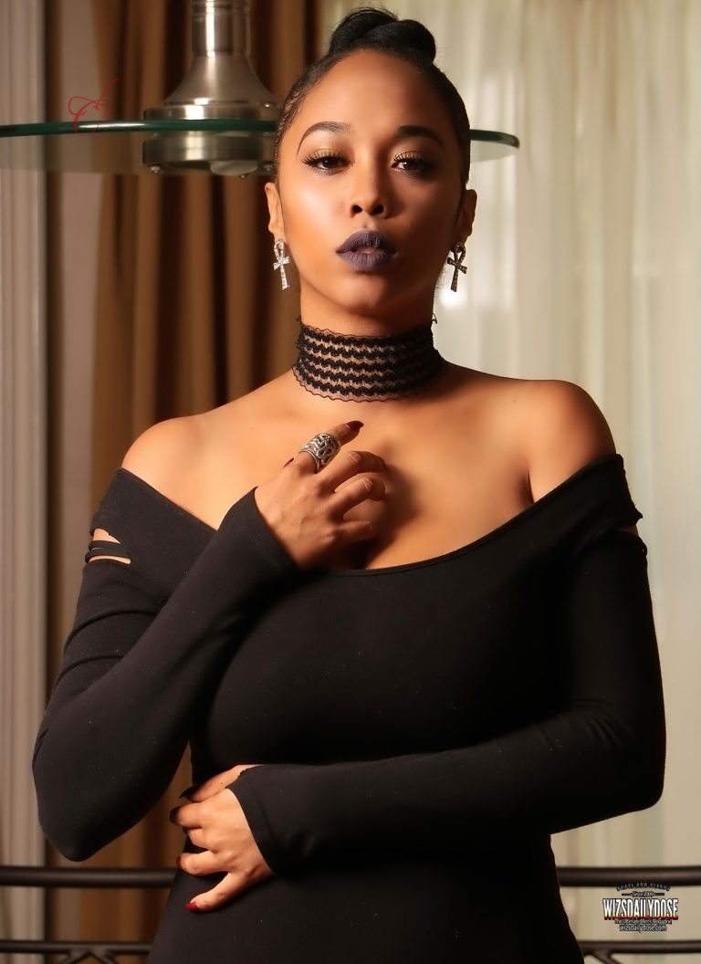 It’s Rachel @rachelbutler316 – All Black & Elegant images by @cherryimages