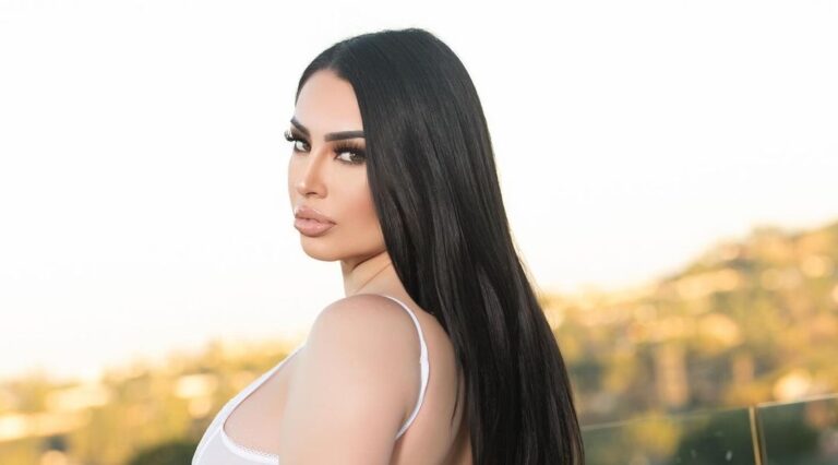 The View with Veronica Vee images by J Alex photos