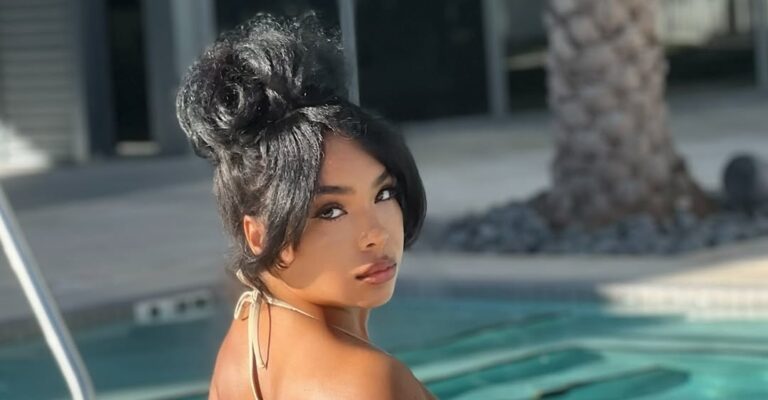 Sidney Lauren X Fashion Nova Poolside